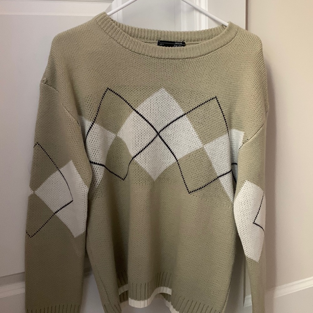 warm green sweater from dazy/yesstyle. size S